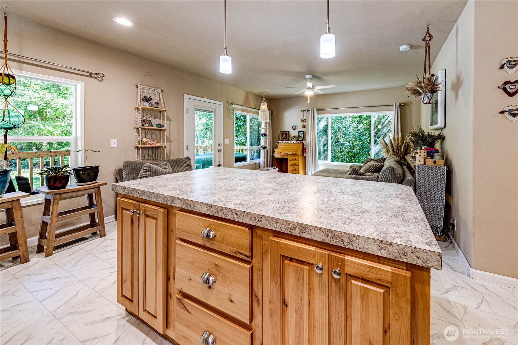 51 Sunflower Road Beaver WA 98305