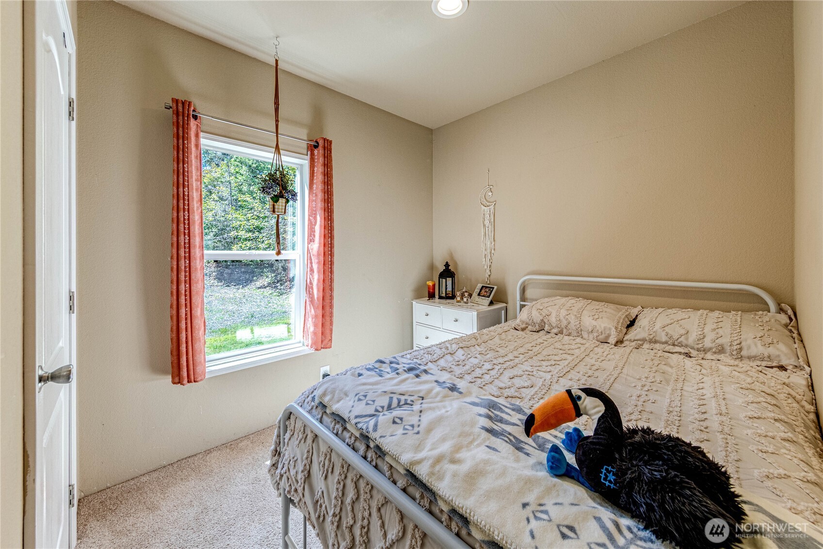 51 Sunflower Road Beaver WA 98305