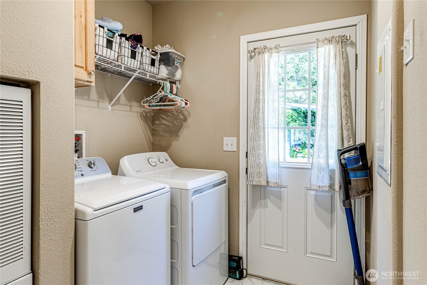 51 Sunflower Road Beaver WA 98305