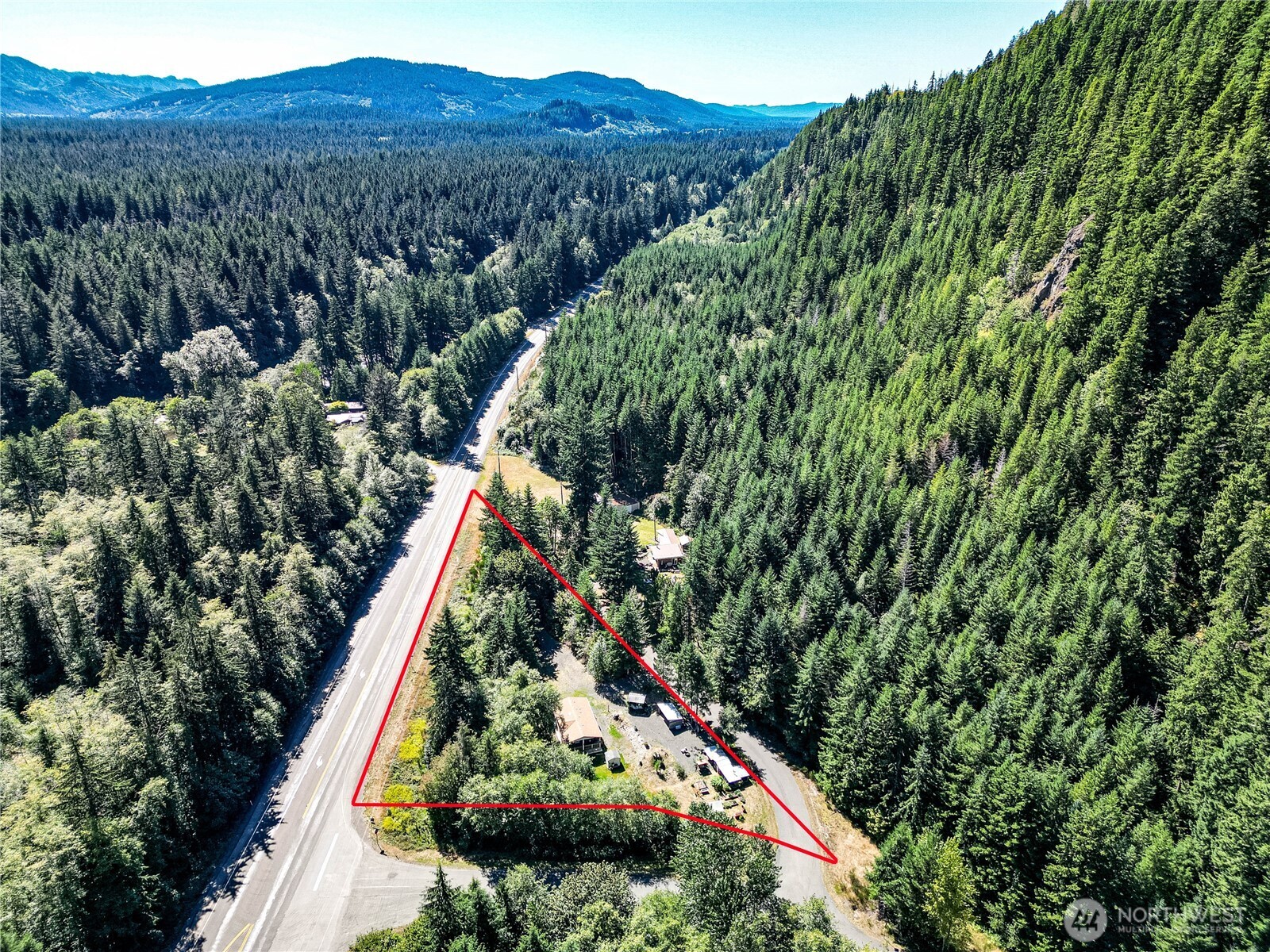 51 Sunflower Road Beaver WA 98305