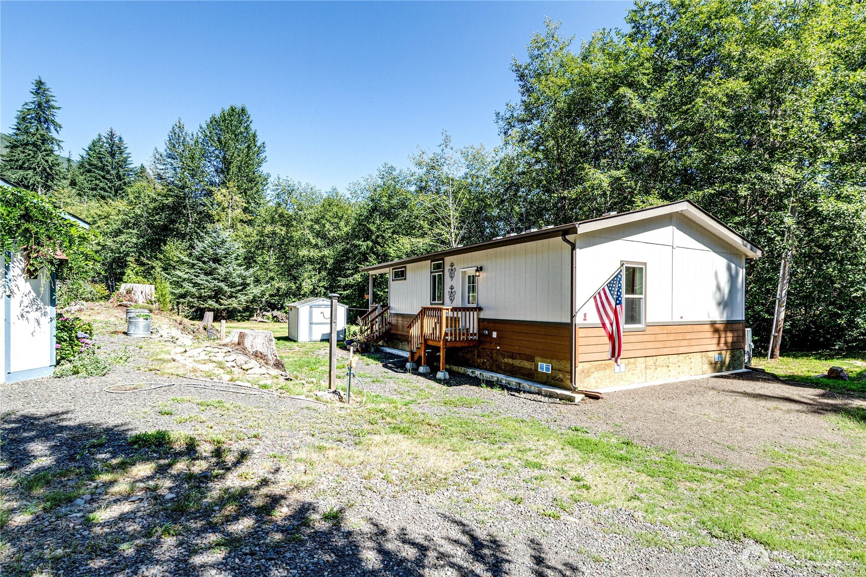 51 Sunflower Road Beaver WA 98305