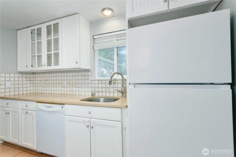 31327 12th Place S Federal Way WA 98003