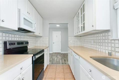 31327 12th Place S Federal Way WA 98003