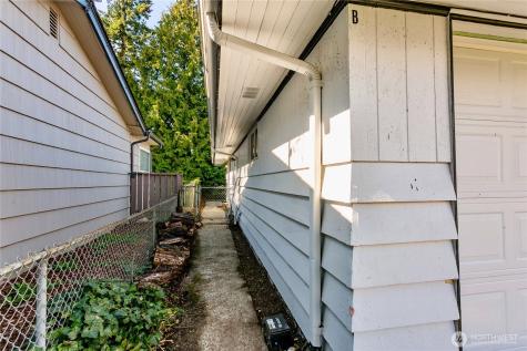 31327 12th Place S Federal Way WA 98003