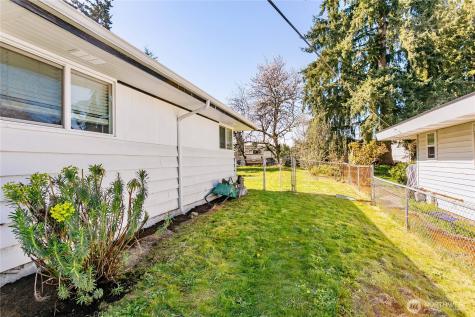 31327 12th Place S Federal Way WA 98003