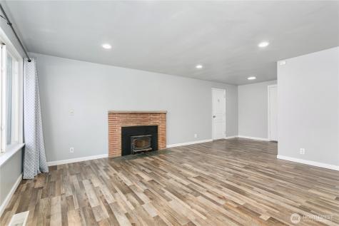 31327 12th Place S Federal Way WA 98003