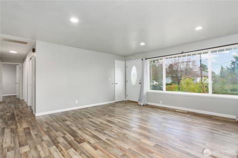 31327 12th Place S Federal Way WA 98003
