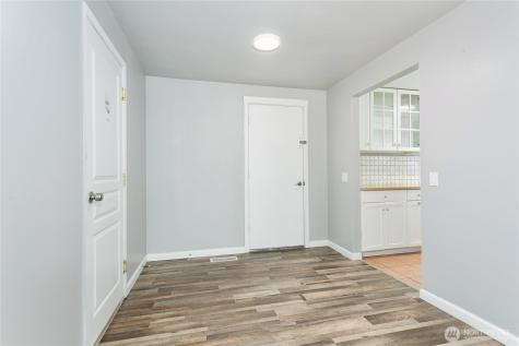 31327 12th Place S Federal Way WA 98003