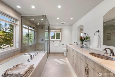 1465 185th Avenue NE Bellevue WA 98008