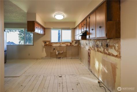 1234 Friedlander Drive Aberdeen WA 98520