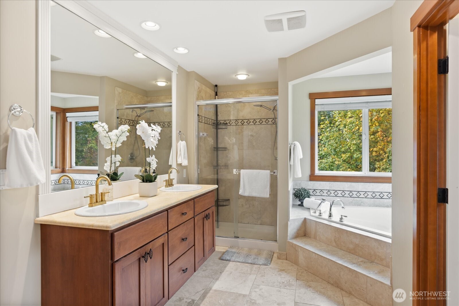 25204 19th Avenue NE Arlington WA 98223