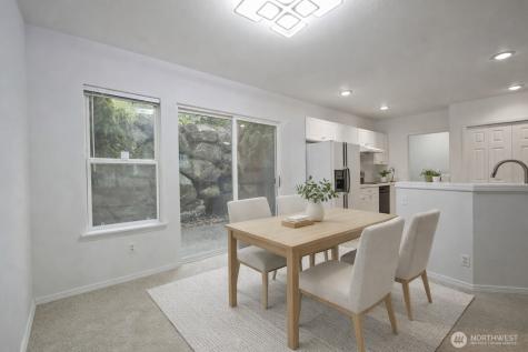 3904 NE 5th Place Renton WA 98056