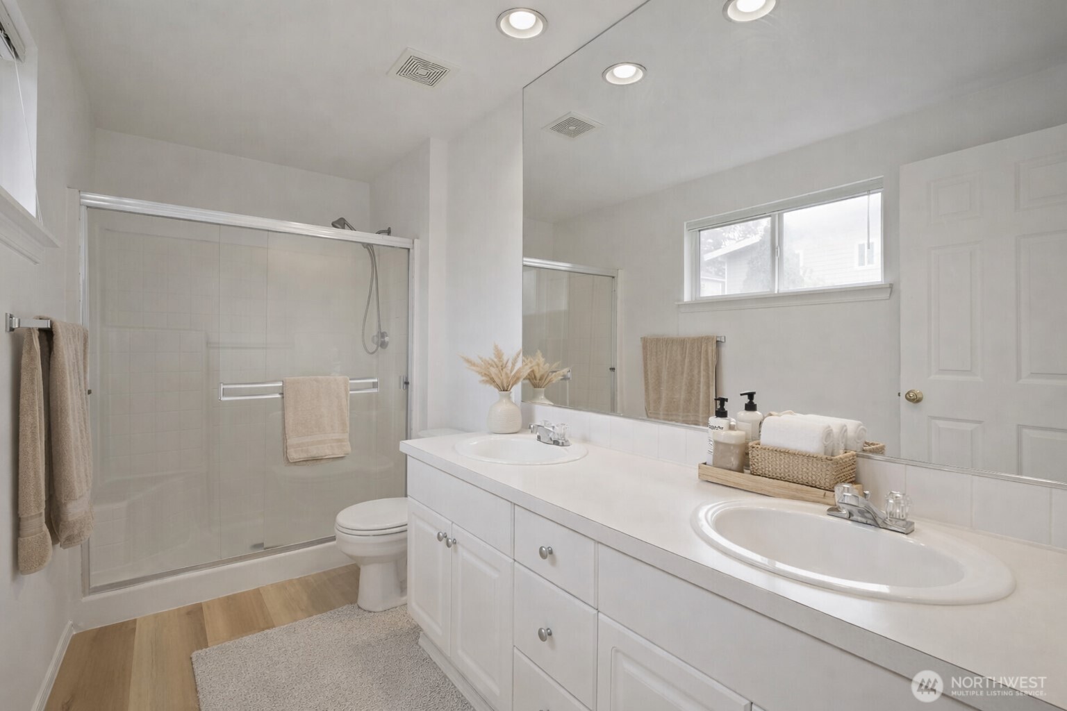 3904 NE 5th Place Renton WA 98056