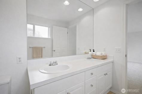 3904 NE 5th Place Renton WA 98056