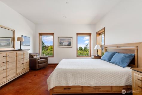 1335 Crestline Terrace Oak Harbor WA 98277