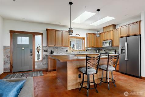 1335 Crestline Terrace Oak Harbor WA 98277