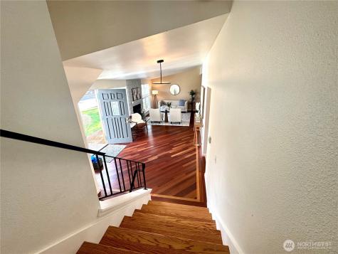 12821 87th Avenue NE Kirkland WA 98034