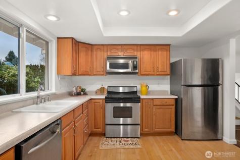 12821 87th Avenue NE Kirkland WA 98034