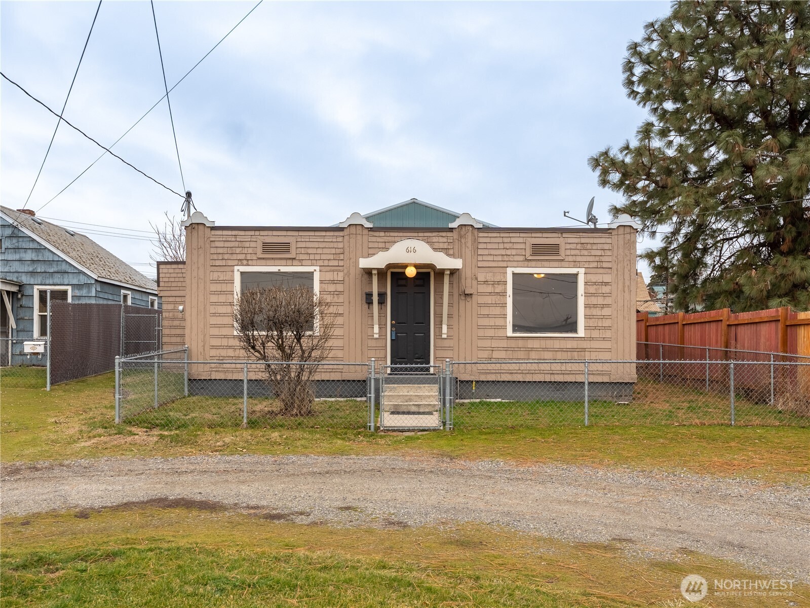616 Chelan Avenue Wenatchee WA 98801