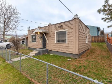 616 Chelan Avenue Wenatchee WA 98801