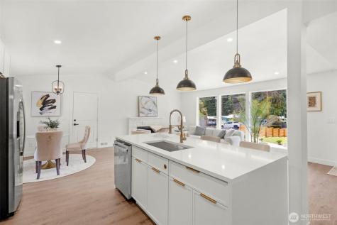 5319 201st Place SW Lynnwood WA 98036