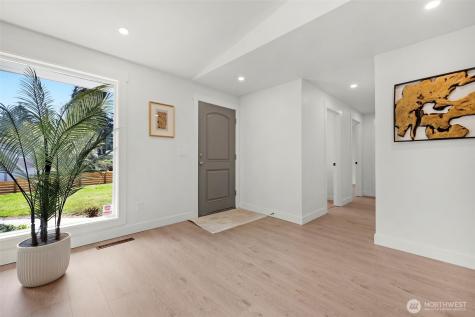 5319 201st Place SW Lynnwood WA 98036