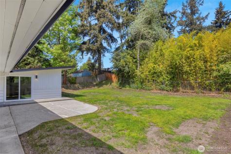 5319 201st Place SW Lynnwood WA 98036