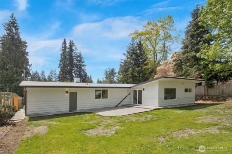 5319 201st Place SW Lynnwood WA 98036