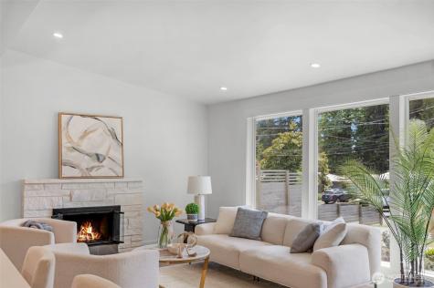5319 201st Place SW Lynnwood WA 98036