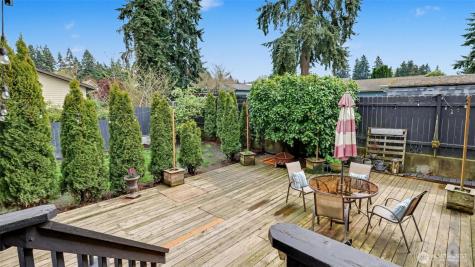 11204 148th Avenue SE Renton WA 98059