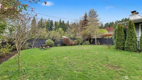 11204 148th Avenue SE Renton WA 98059