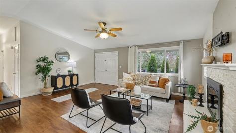 11204 148th Avenue SE Renton WA 98059