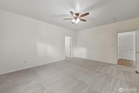 425 S 39th Place Mount Vernon WA 98274