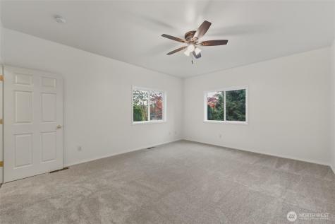 425 S 39th Place Mount Vernon WA 98274