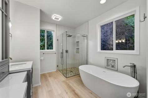 425 S 39th Place Mount Vernon WA 98274