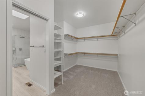 425 S 39th Place Mount Vernon WA 98274