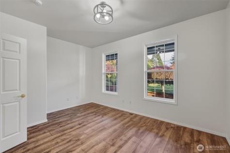 425 S 39th Place Mount Vernon WA 98274