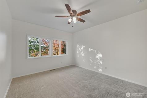 425 S 39th Place Mount Vernon WA 98274