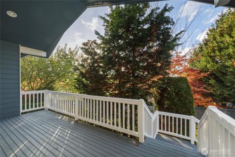 425 S 39th Place Mount Vernon WA 98274