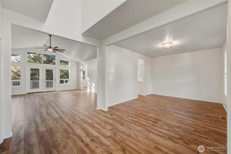 425 S 39th Place Mount Vernon WA 98274