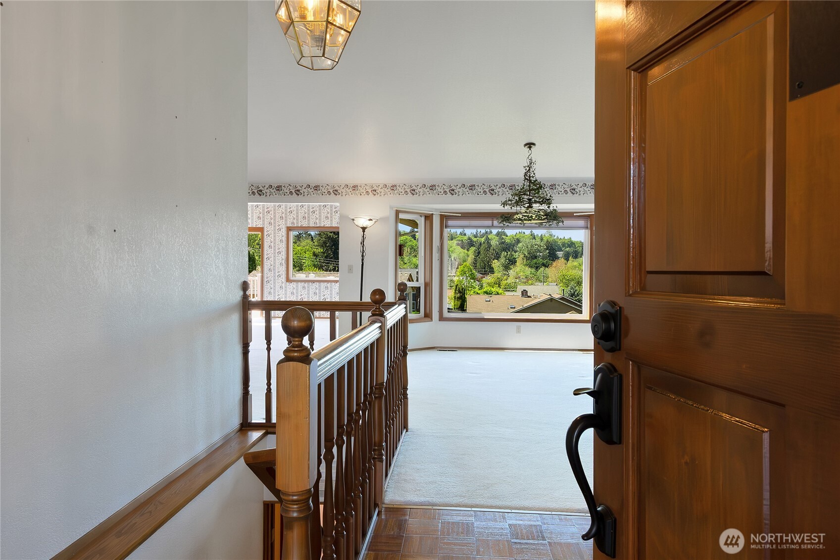 2004 7th Street SW Puyallup WA 98371