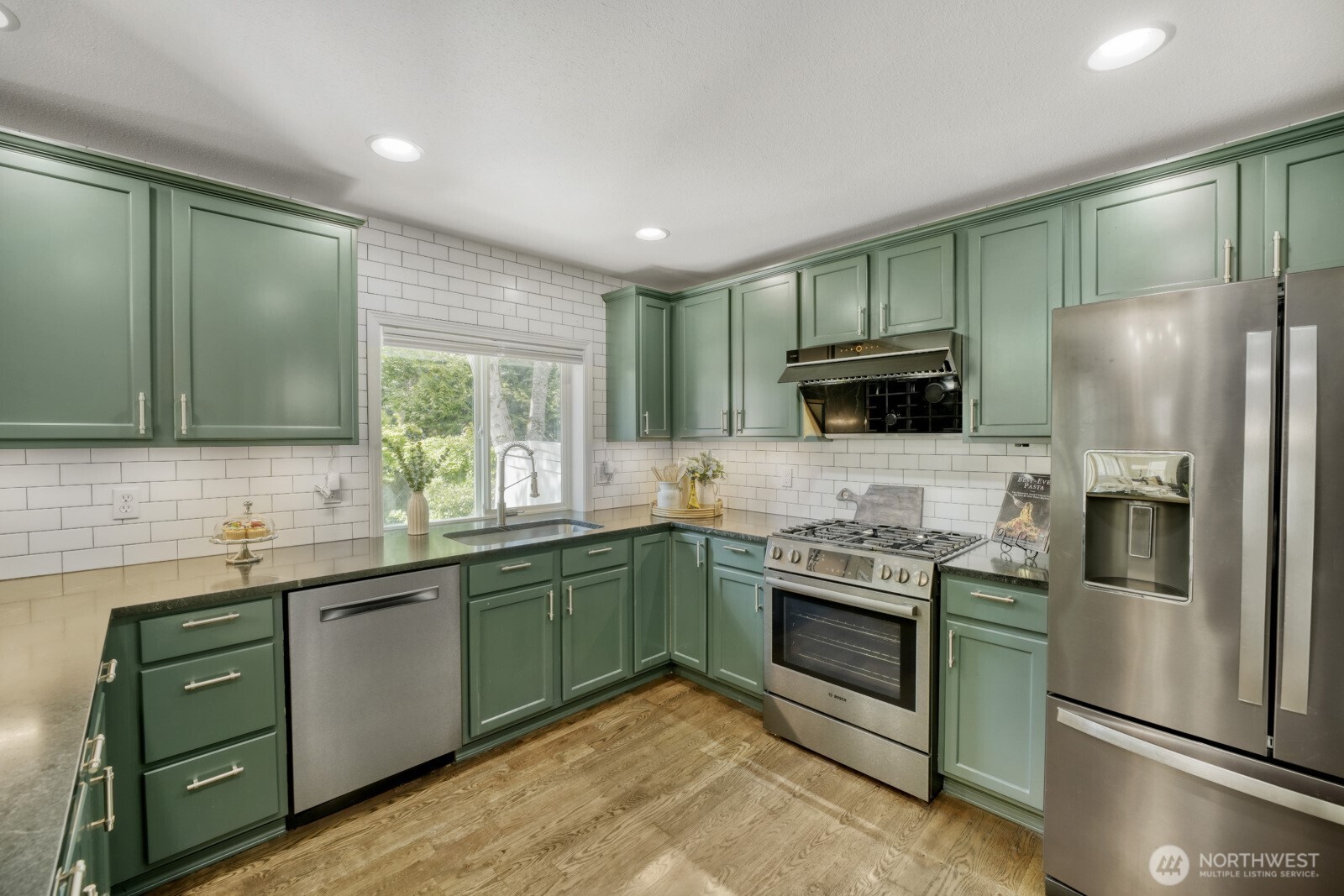 6551 17th Avenue SW Seattle WA 98106