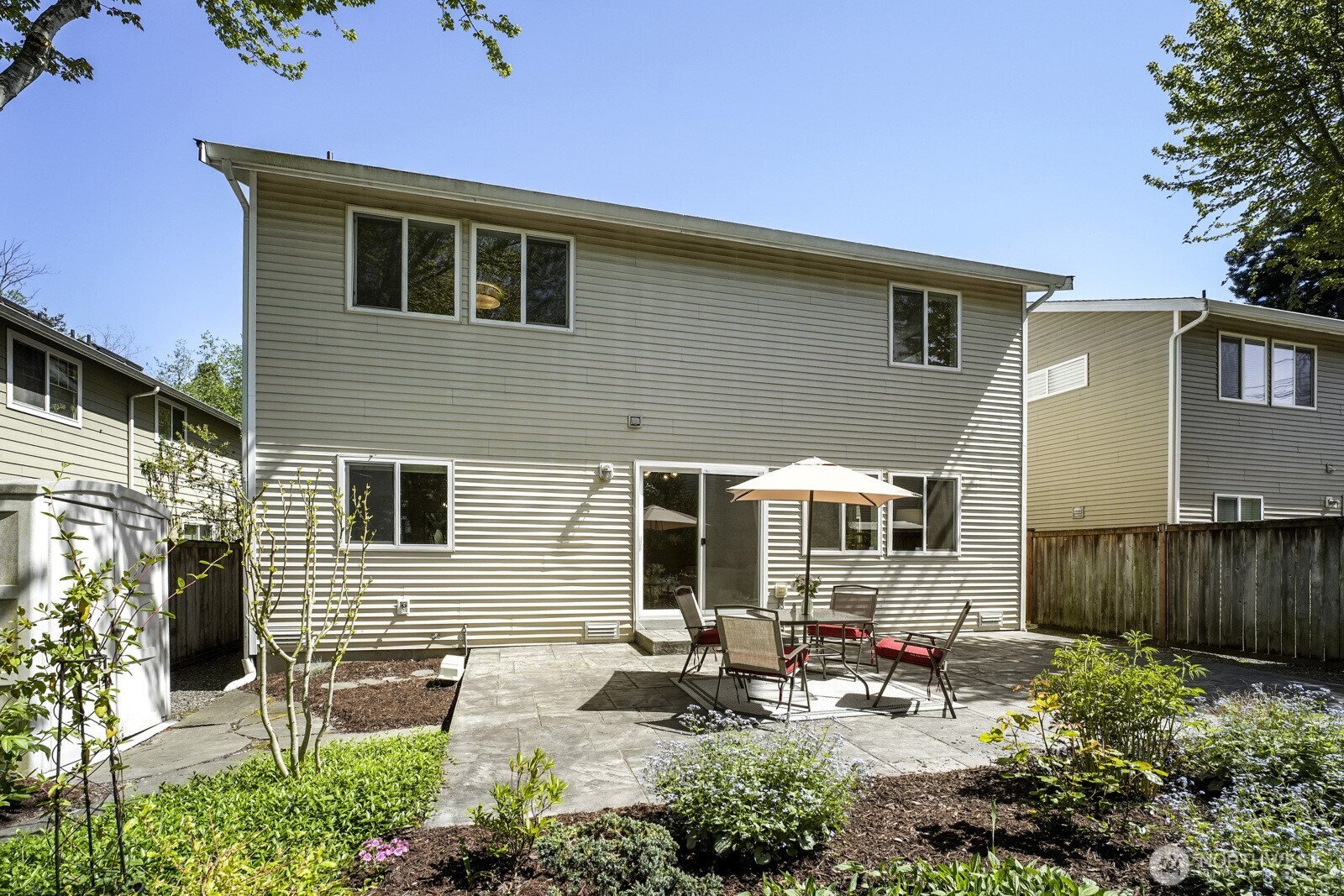 6551 17th Avenue SW Seattle WA 98106