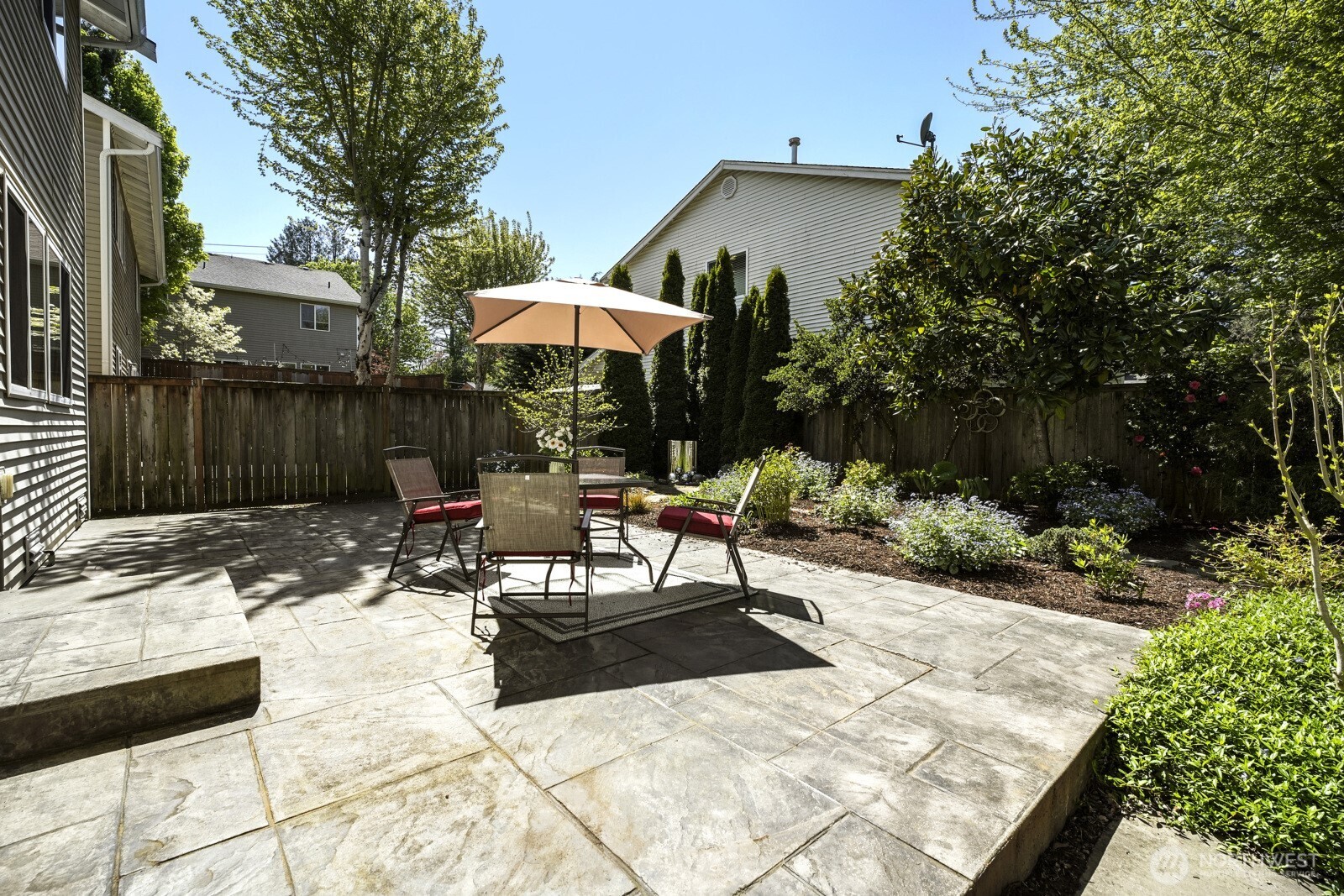 6551 17th Avenue SW Seattle WA 98106