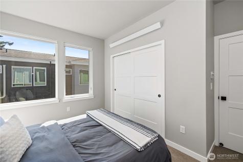 1208 Harrington Avenue NE Renton WA 98056