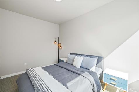 1208 Harrington Avenue NE Renton WA 98056