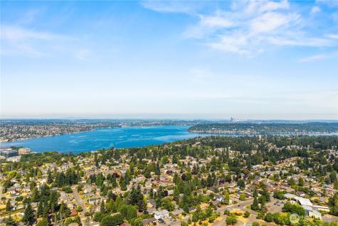 1208 Harrington Avenue NE Renton WA 98056