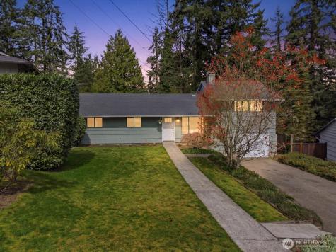 19105 18th Avenue W Lynnwood WA 98036