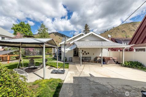 406 Cottage Avenue Cashmere WA 98815