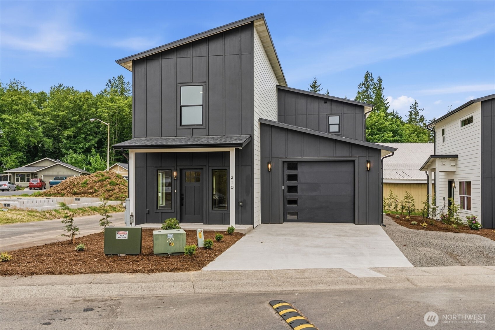 210 Glengate Street Cathlamet WA 98612